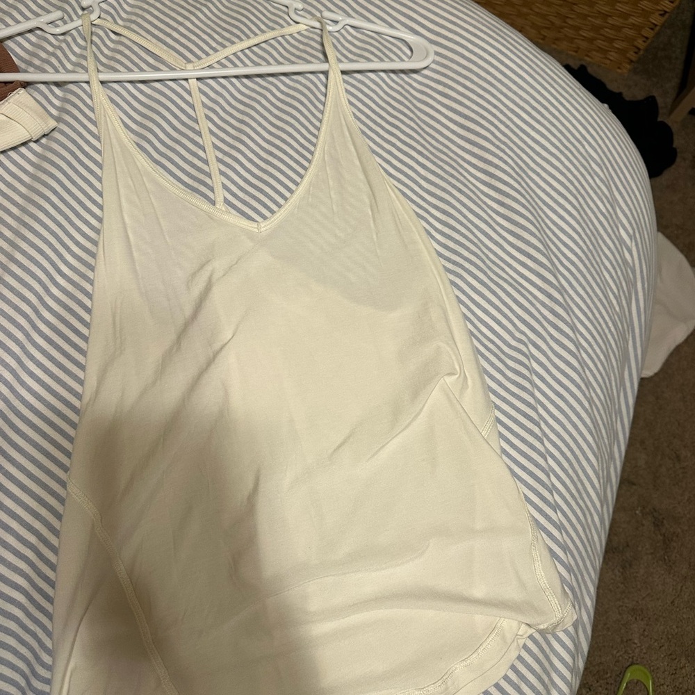 Women’s Lululemon pale yellow tank top